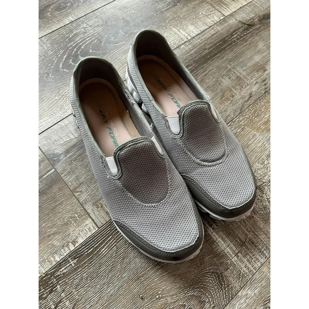 Skechers Womens Gray Go Flex Slip-on Running Cross Training Shoes Sz 9